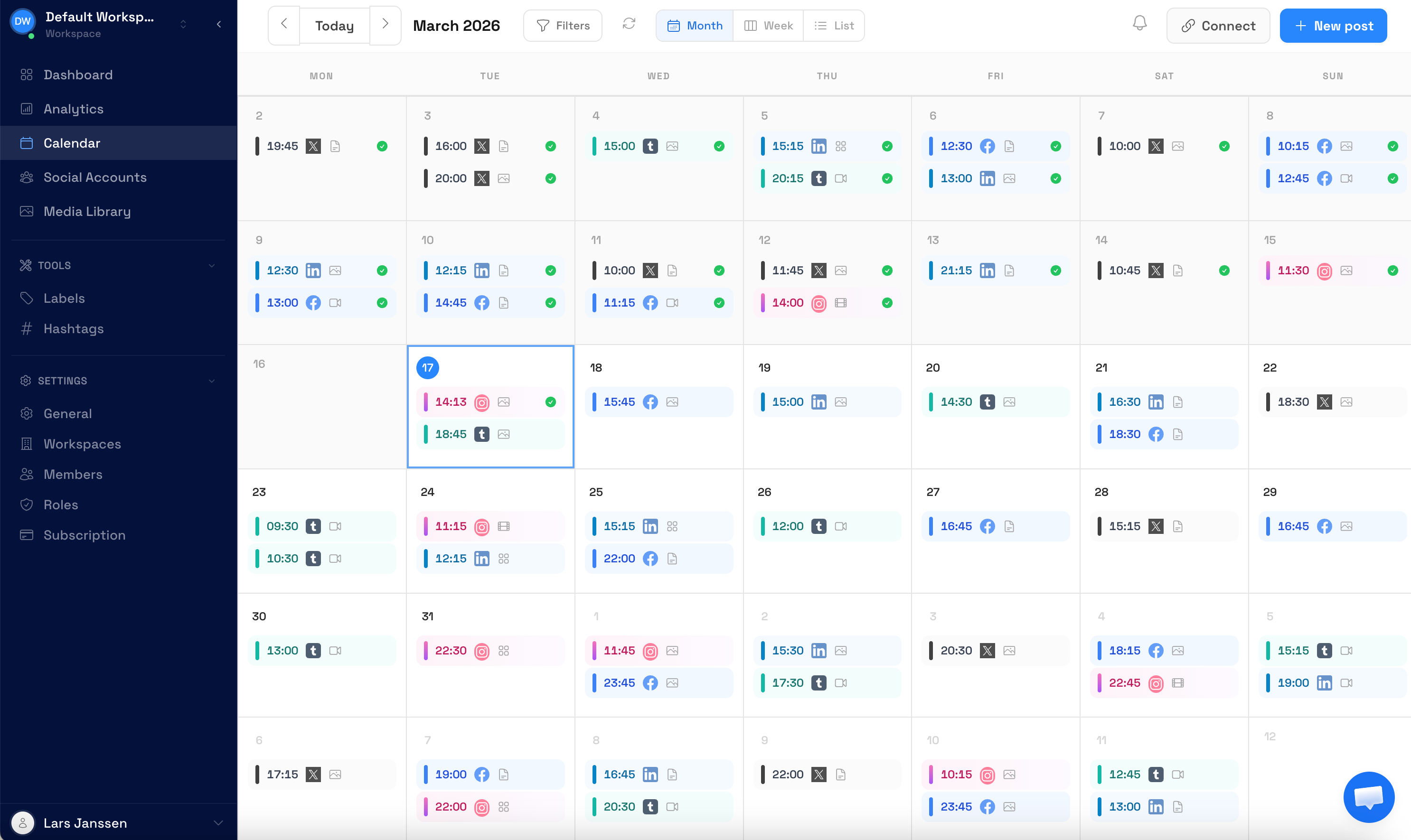 ScheduleWave calendar — plan and schedule social media posts